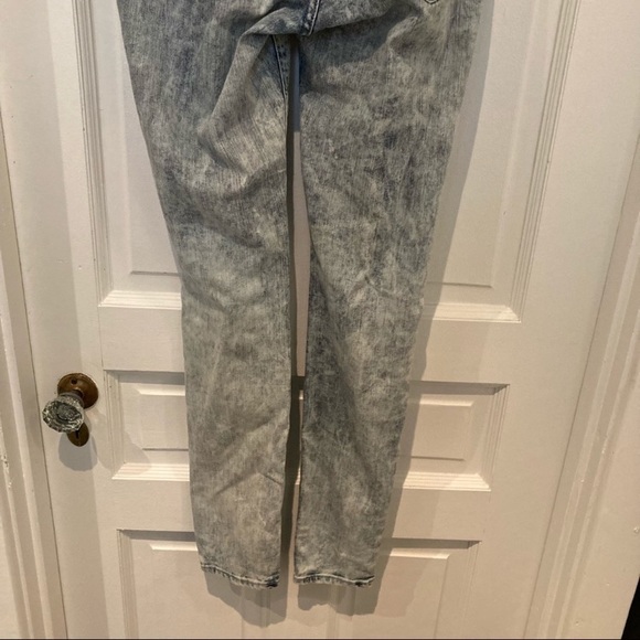 Acid Wash Jeans - Picture 6 of 7